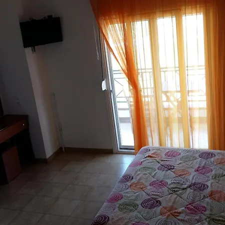 La Luna Apartament Neos Marmaras