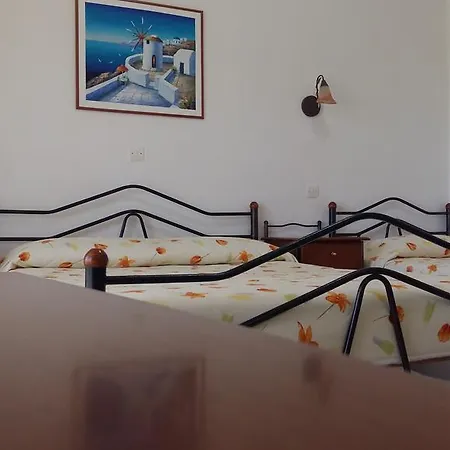 La Luna Neos Marmaras