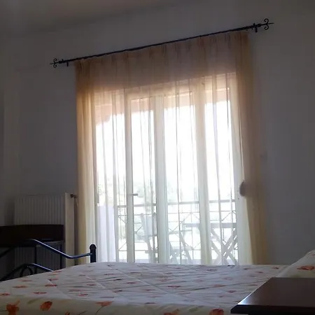 Апартаменты La Luna Неос-Мармарас