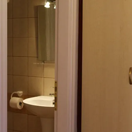 La Luna Неос-Мармарас